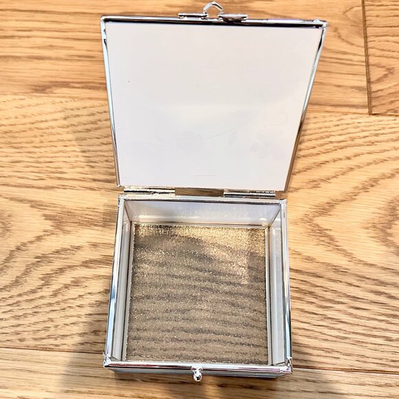 Sophia Collection Purple Butterfly Trinket Box or Jewelry Box - Picture 2 of 3